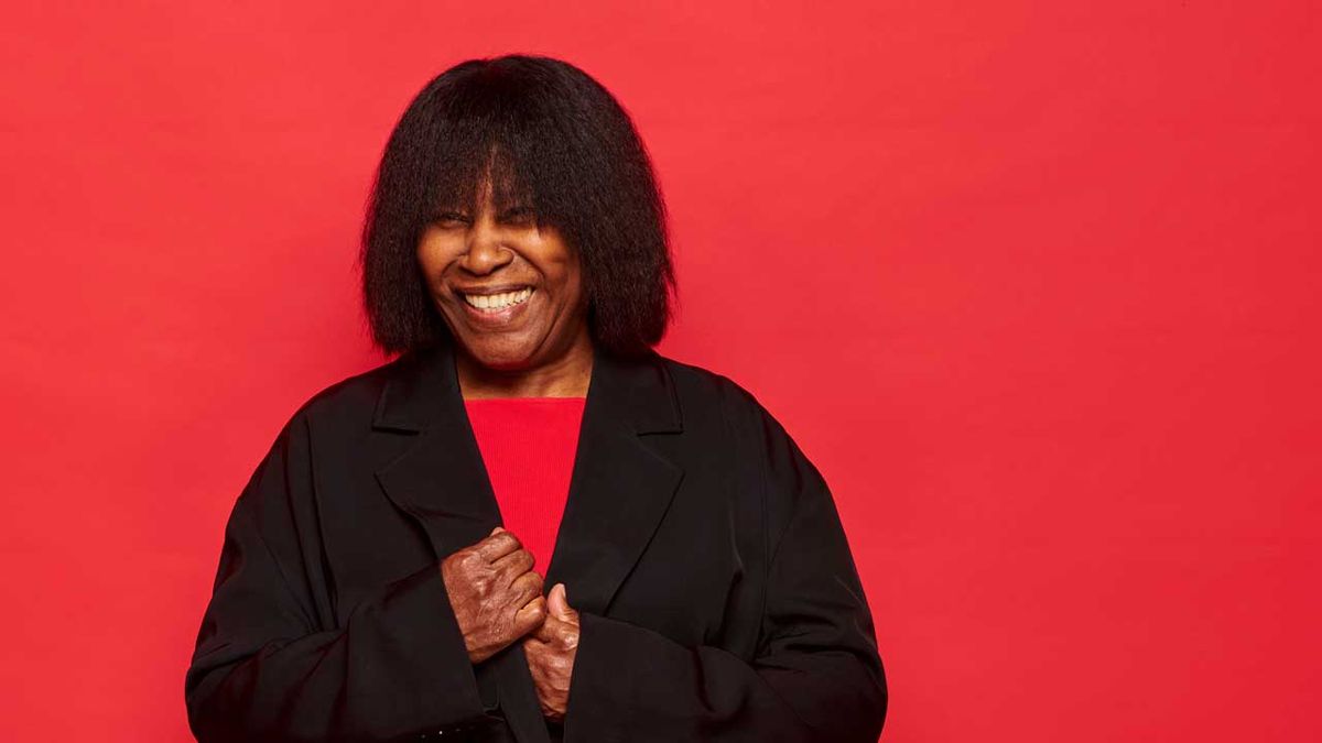 Joan Armatrading studio portrait