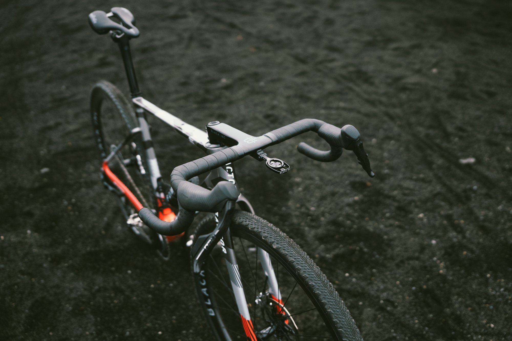 Factor Aluto gravel bike