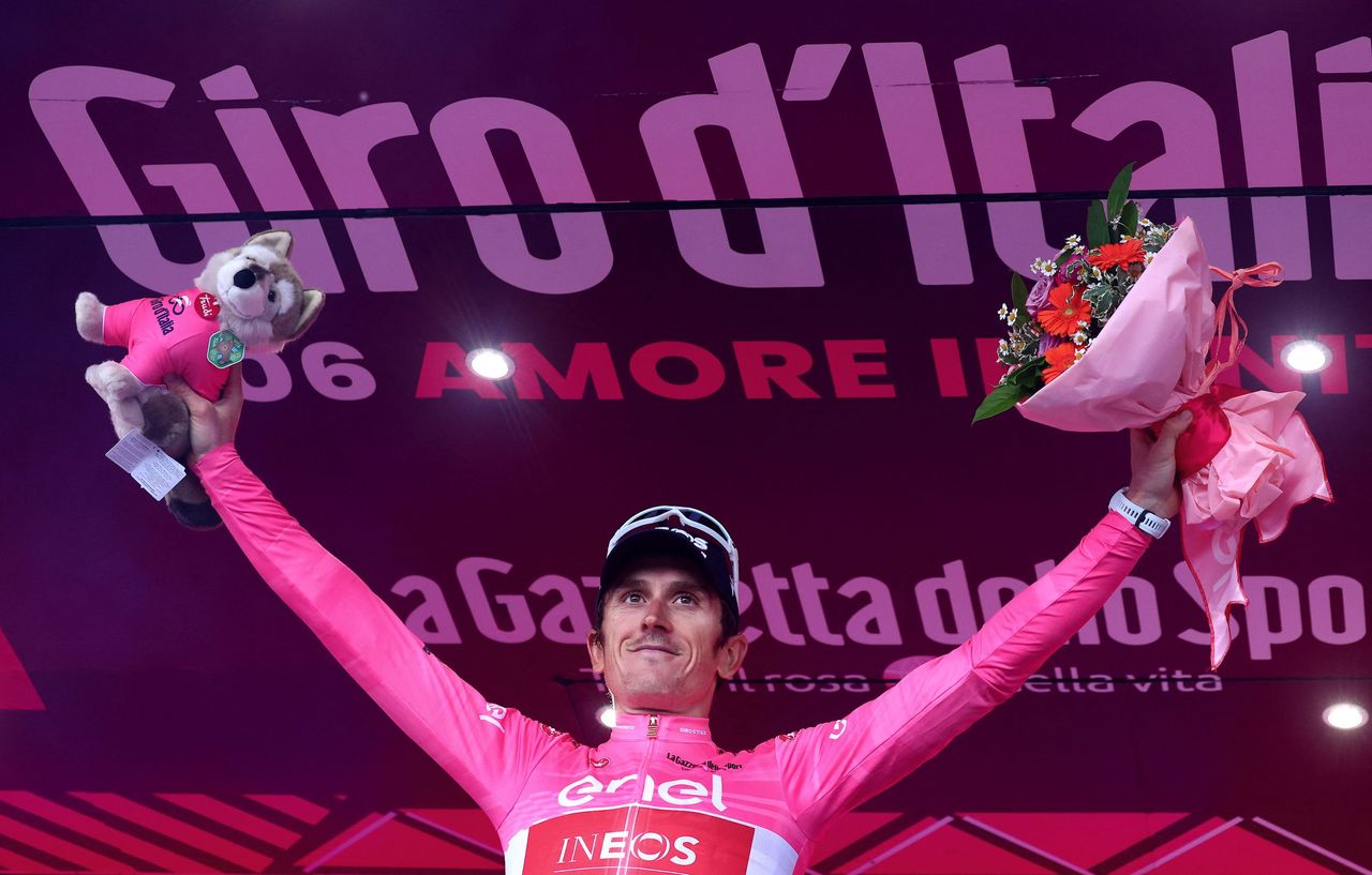 Geraint Thomas in pink