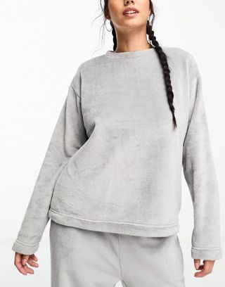 Asos Design Lounge Super Soft Fleece Sweatshirt & Sweatpants Set in Gray