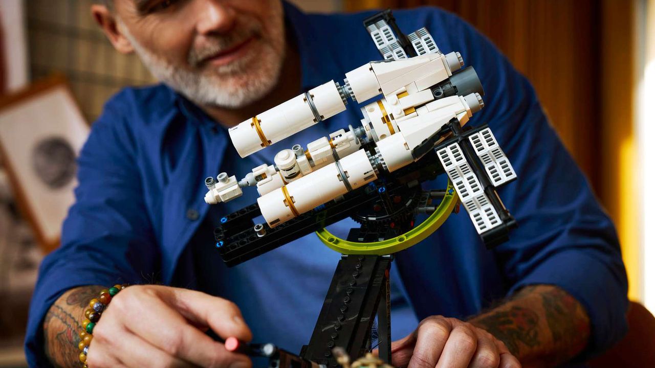 Lego Icons Project Hail Mary