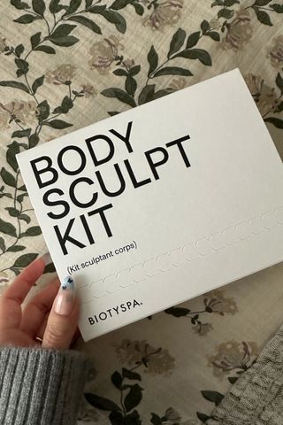 carly cardellino opening the biotyspa kit