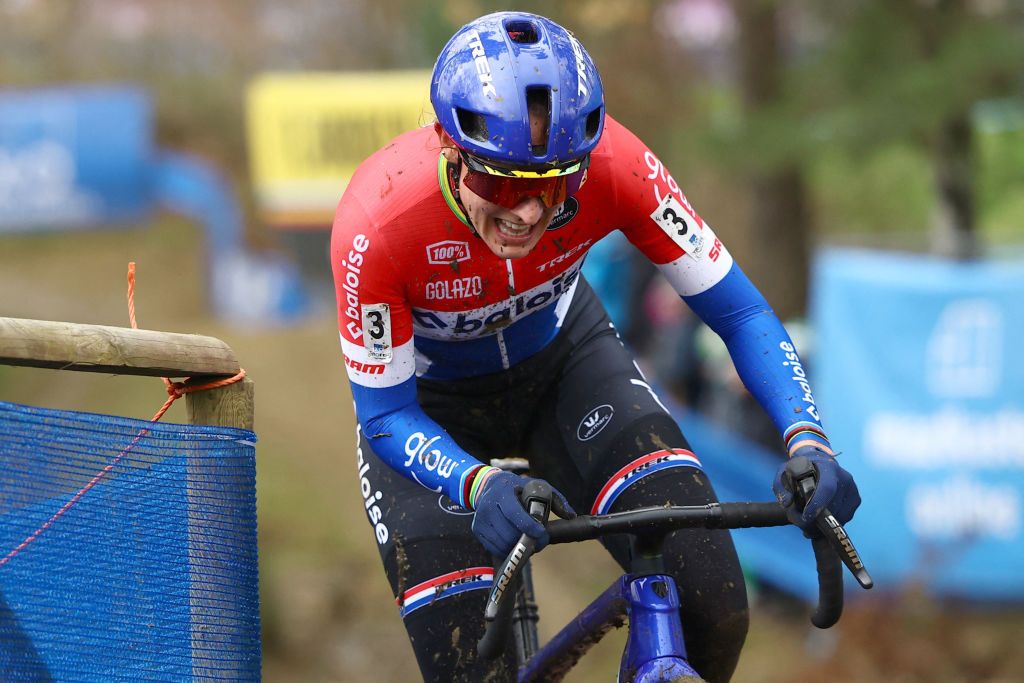 Dutch cyclist Lucinda Brand competes in the women's elite race UCI Cyclo-cross World Cup, X2O Trofee Baal - GP Sven Nys competiton, in Baal on January 1, 2025. (Photo by DAVID PINTENS / Belga / AFP) / Belgium OUT