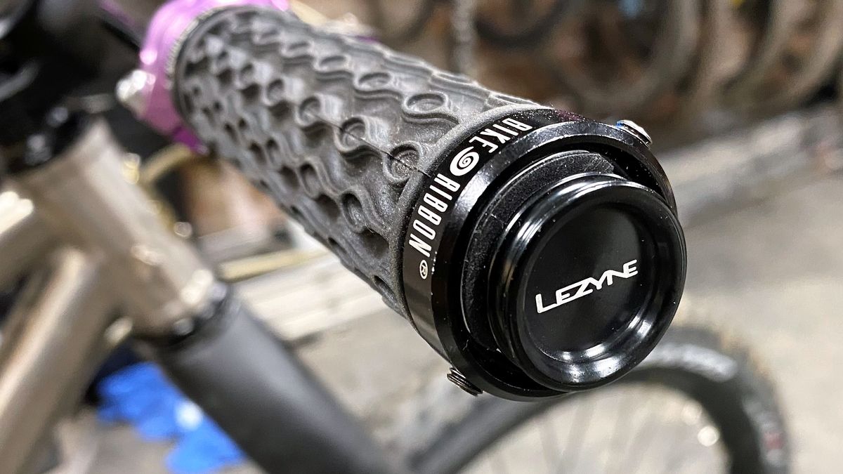 Lezyne tubeless tyre insert kit