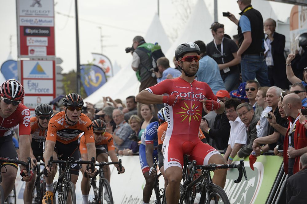 Nacer Bouhanni (Cofidis) wins the day's sprint