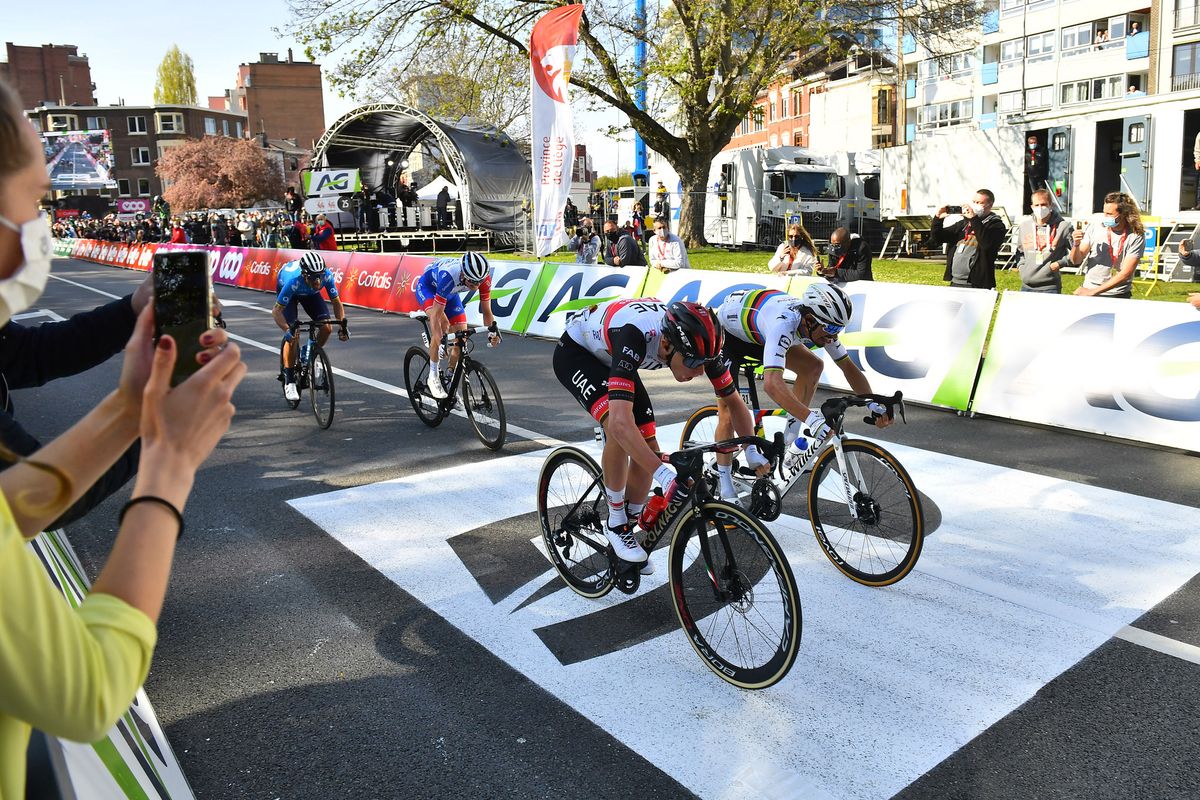 Liege Bastogne Liege 2021 107th Edition Liege Liege 2591 km 25042021 Tadej Pogacar SLO UAE Team Emirates Julian Alaphilippe FRA Deceuninck QuickStep David Gaudu FRA Groupama FDJ Alejandro Valverde ESP Movistar Team photo Gregory Van GansenBettiniPhoto2021