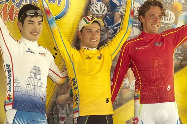 Jersey leaders (l-r): Sungbaek Park (Leading Asian), Andrea Guardini (Tour leader) and Koen De Kort (KOM) on the podium in Langkawi.