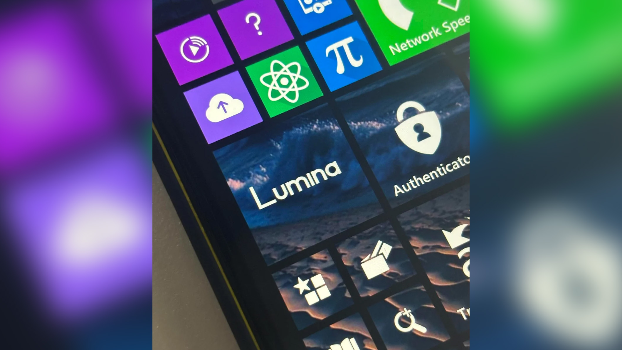 AI chatbot ‘Lumina’ for Windows Phone 8.1 by Logan