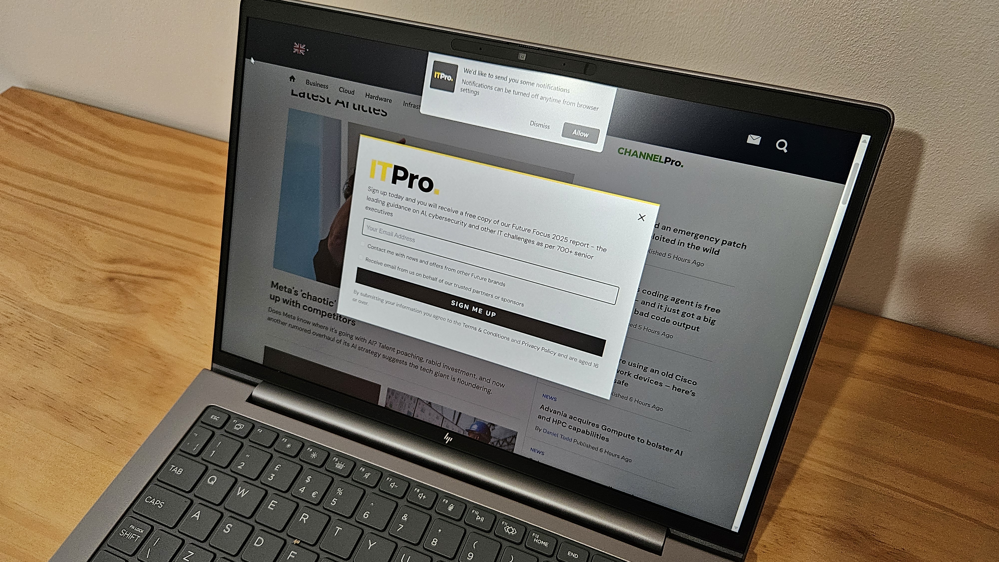 The HP ZBook 8 G1ak 14 on a desk