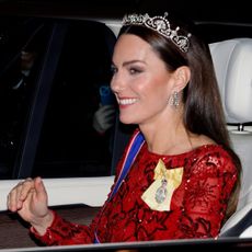 Kate Middleton arriving to a reception