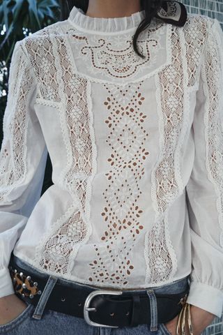 Romantic Embroidered Blouse Zw Collection