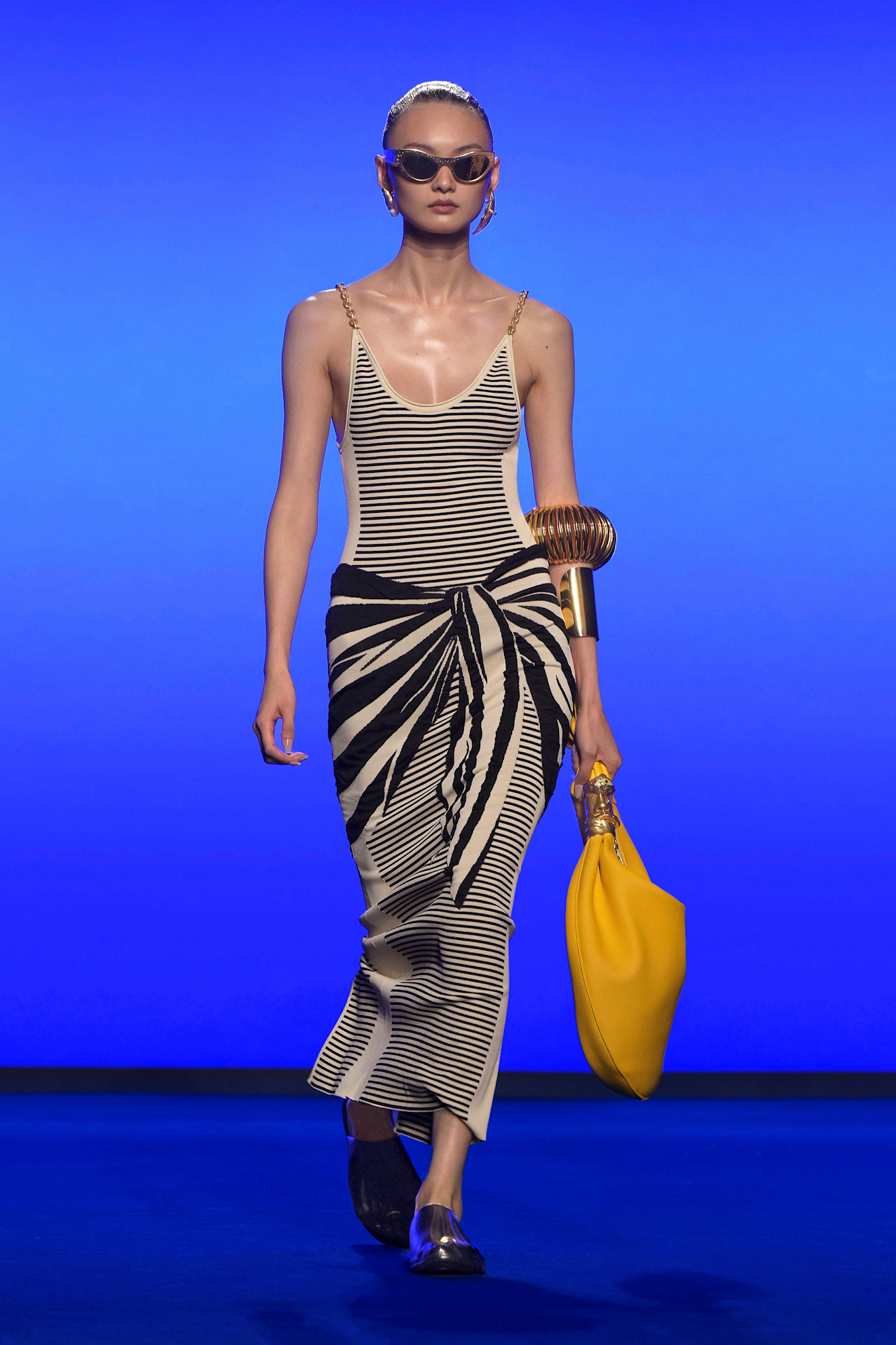 A model carried Dua Lipa's bag on the Schiaparelli Spring 2025 runway