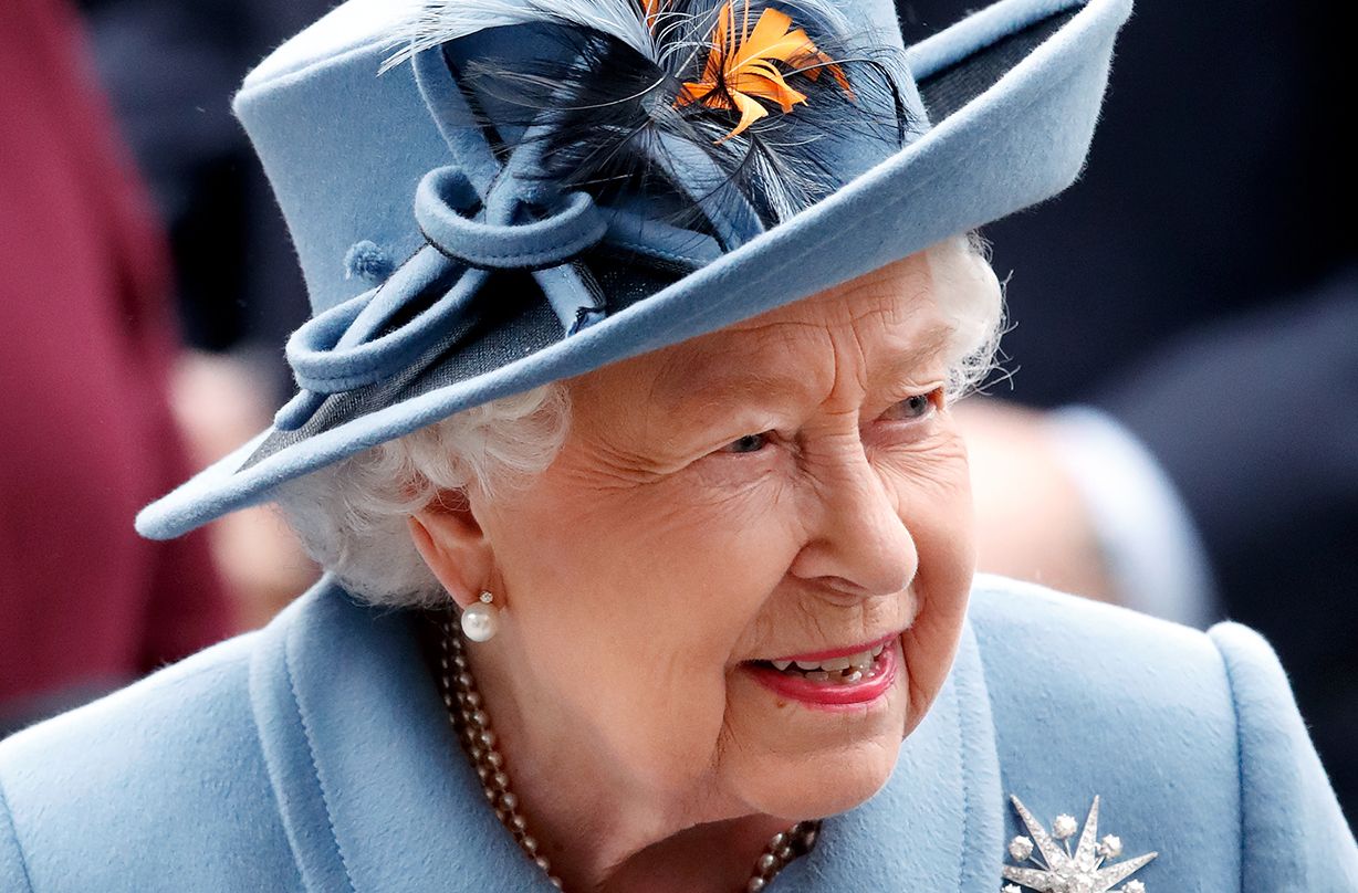 queen elizabeth planning post lockdown summer getaway balmoral