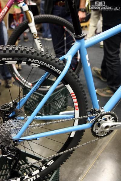 Soulcraft principal Sean Walling uses wishbone-style seat stays on his new Tradesman stock 29er hardtail to make it a bit easier to build.