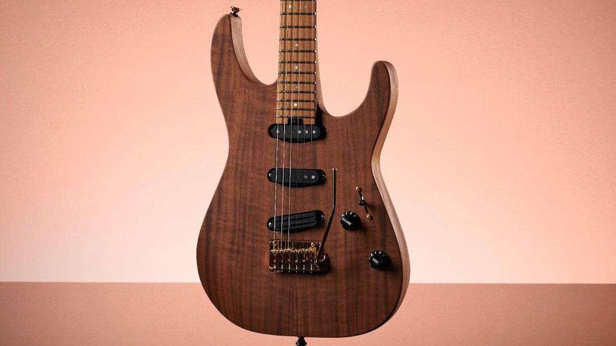 Charvel Pro-Mod DK22 SSS 2PT CM Mahogany with Walnut