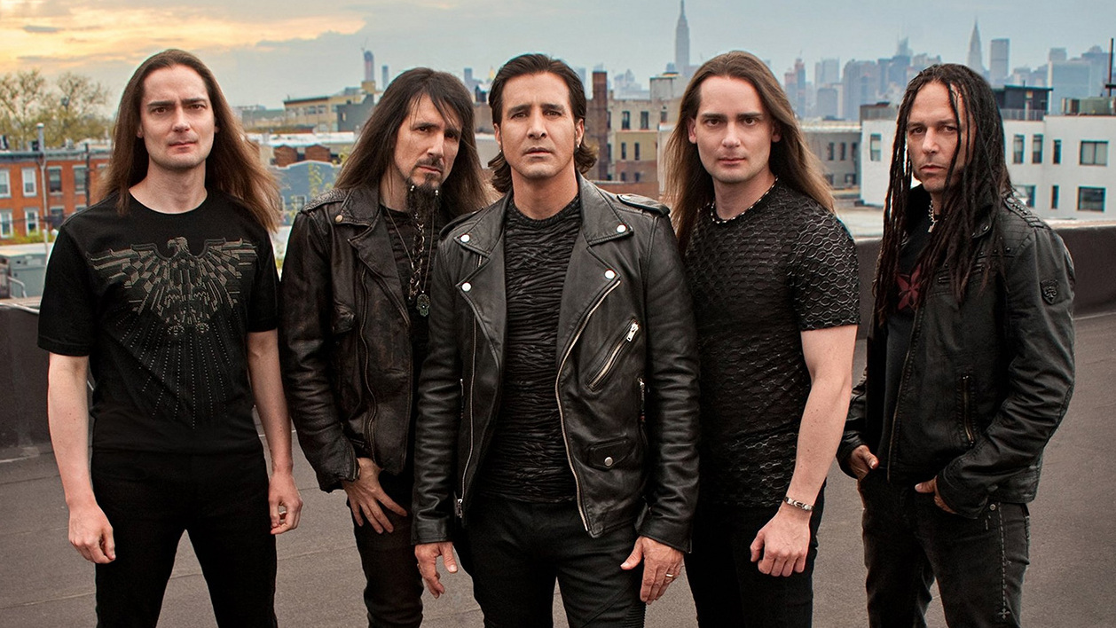 Stapp, centre, with Art Of Anarchy