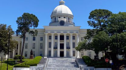 Alabama capitol building for Alabama tax rebates