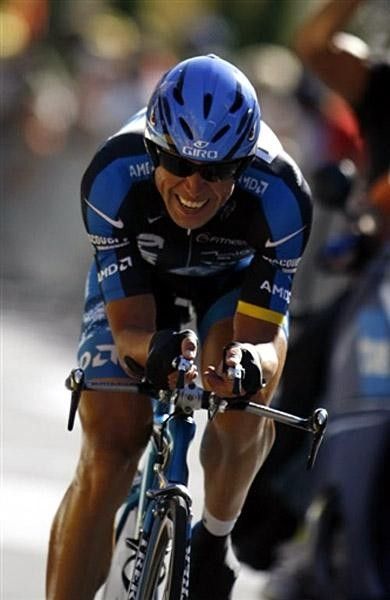 Devolder during his all-out effort
