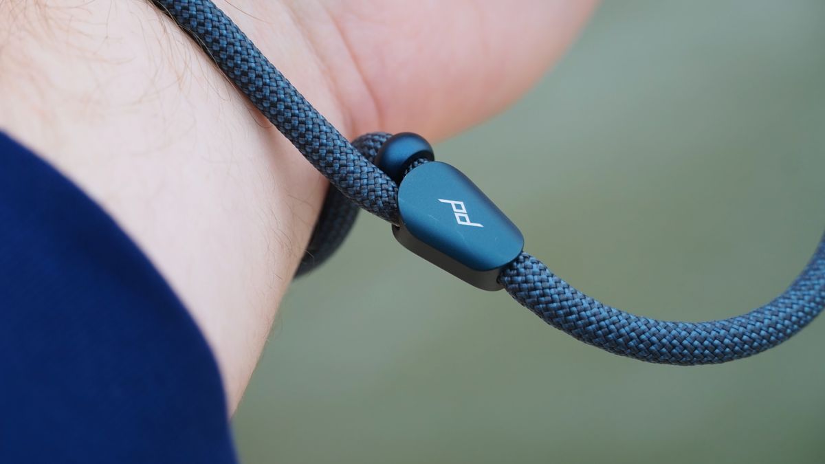 The Peak Design mobile strap ecosystem.