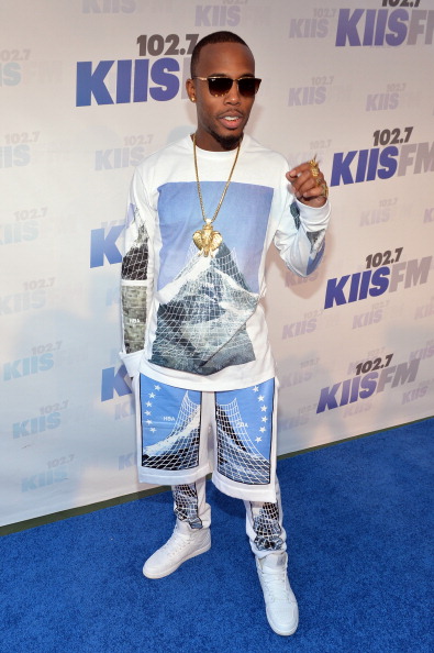 B.o.B releases dis track.