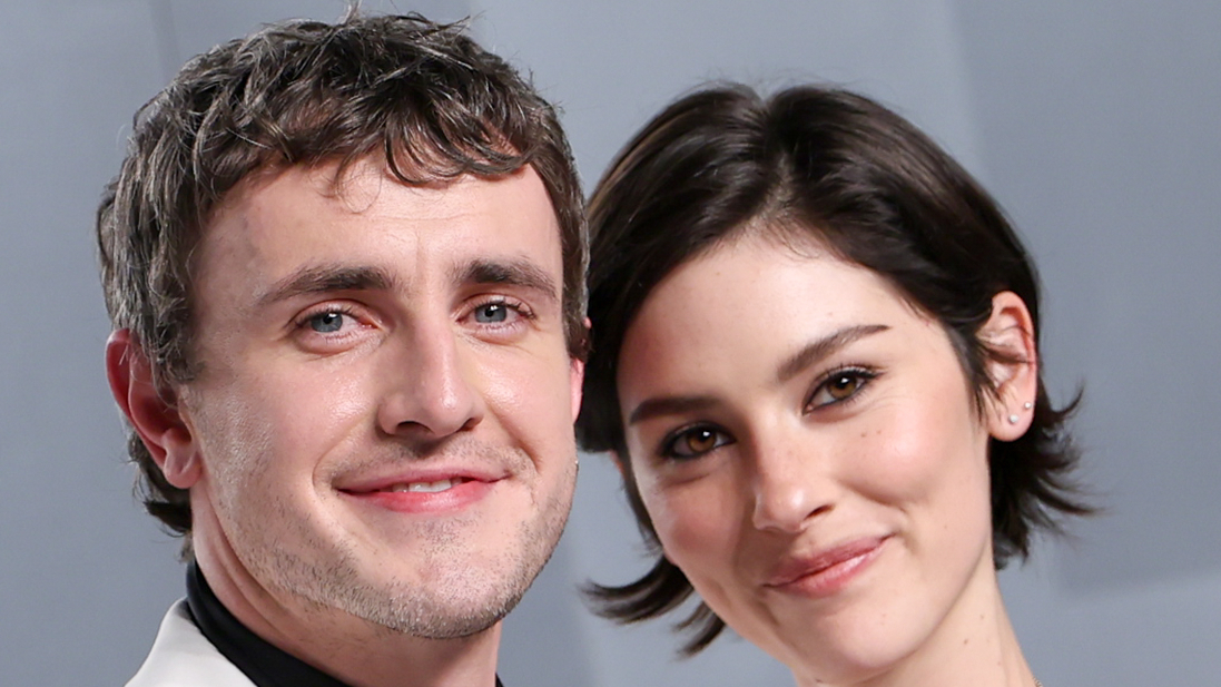 Paul Mescal and Gracie Abrams at the 2026 Vanity Fair Oscar Party