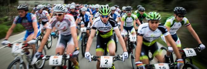The peloton rolls out after the start