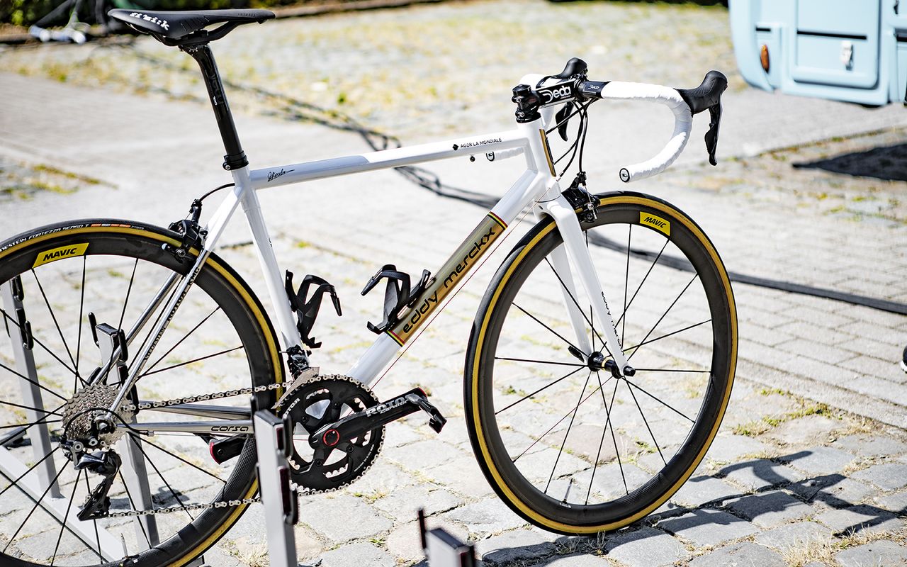 The bike was equipped with a mechanical Shimano Dura-Ace R9100 groupset