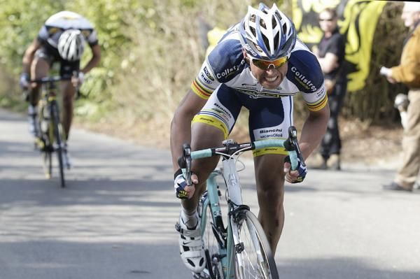 Stijn Devolder (Vacansoleil-DCM) goes on the attack