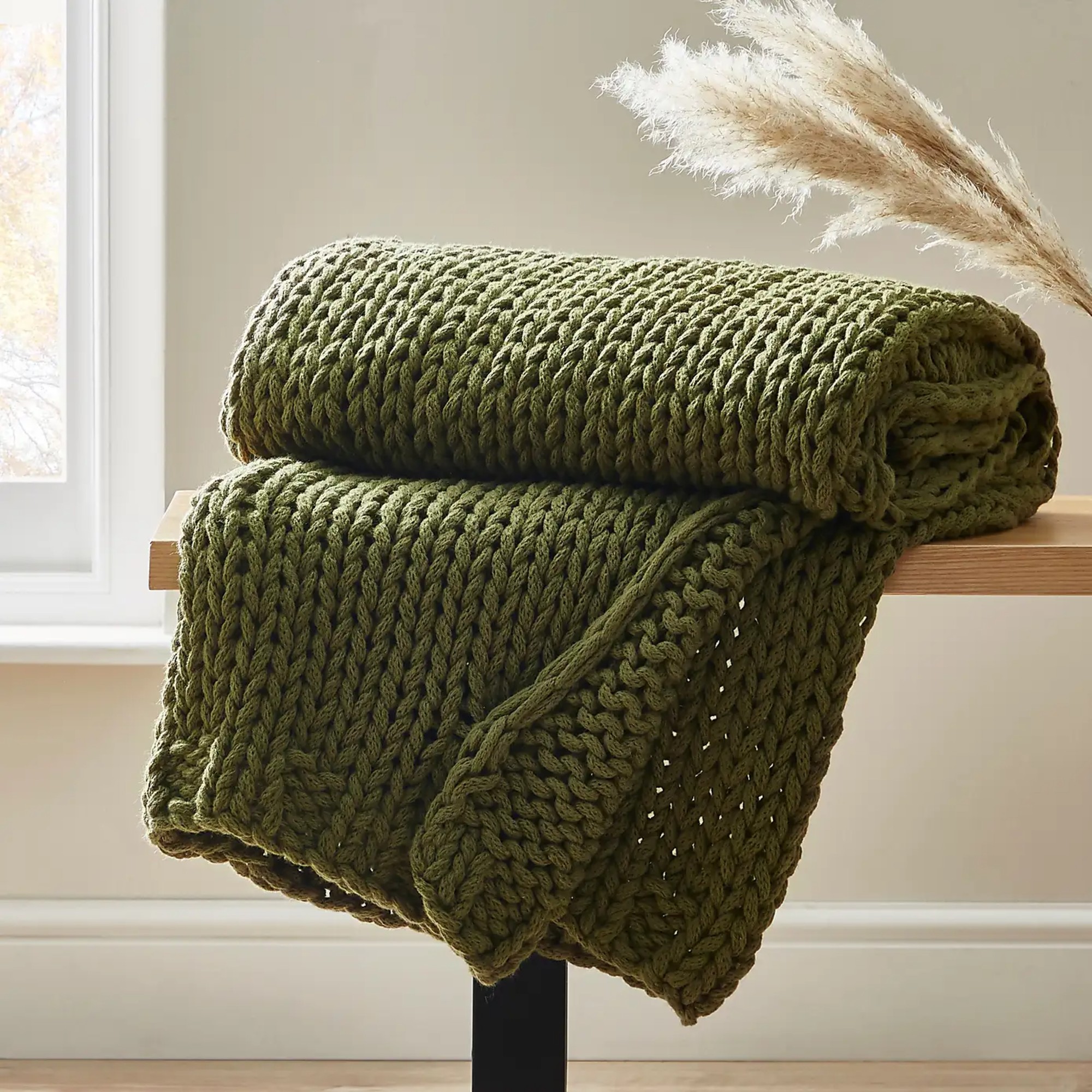 Dunelm Chunky Knit Throw