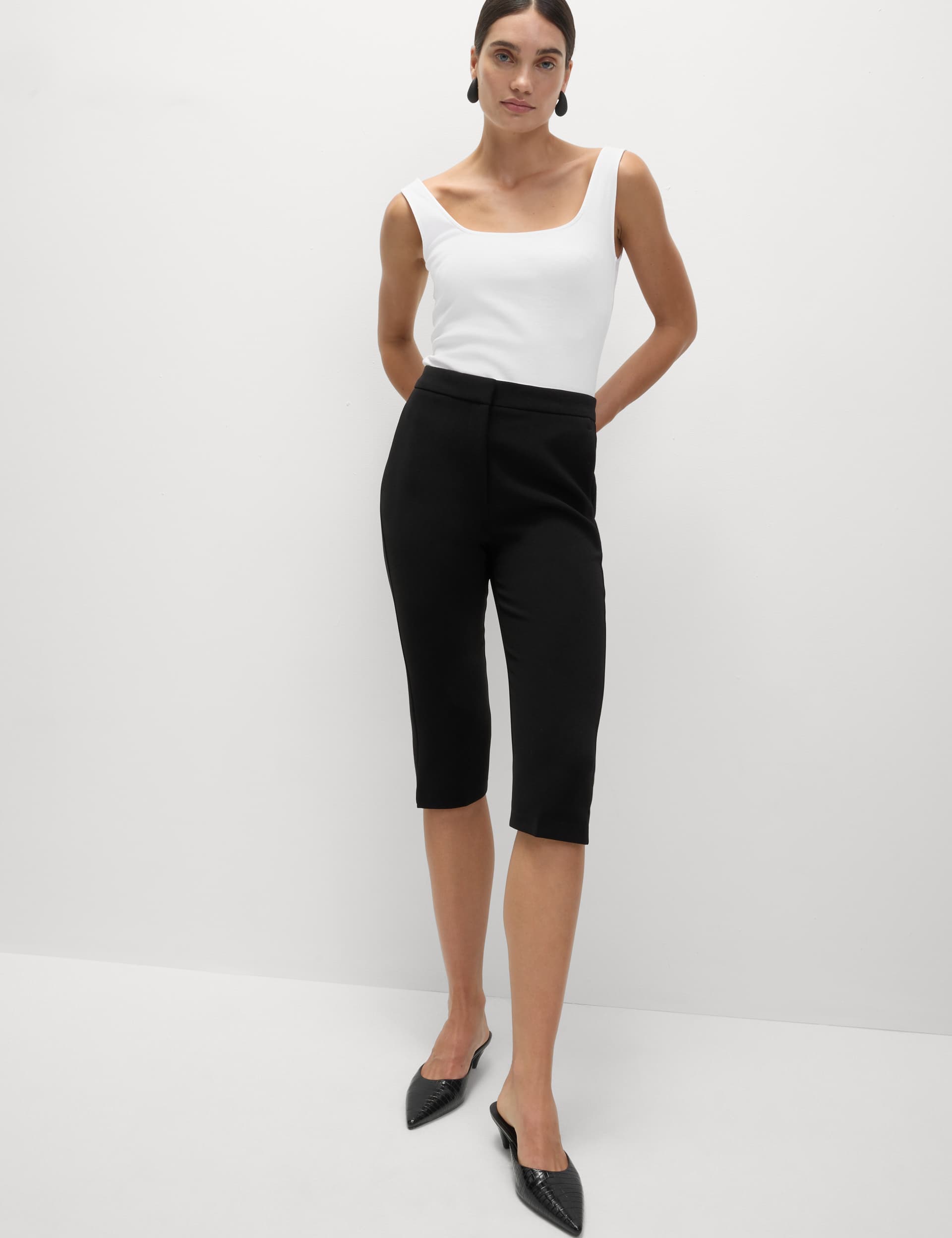 Slim Fit Capri Trousers