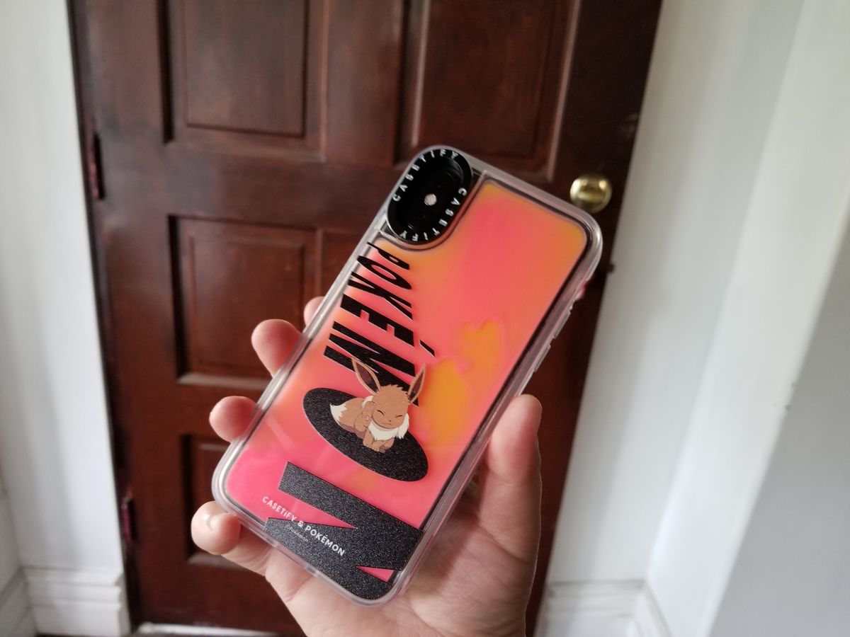 Casetify Pok&eacute;mon Neon Sand gravity pulling sand down
