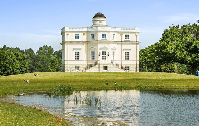 King&#039;s Observatory - aka Kew Observatory - in Richmond