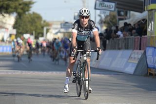 Mar Cavendish (Etixx-QuickStep) rolls to the stage 2 finish