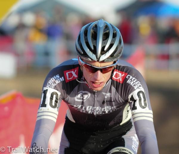 Tristan Schouten (Cyclocrossracing.com) having another top ten ride.