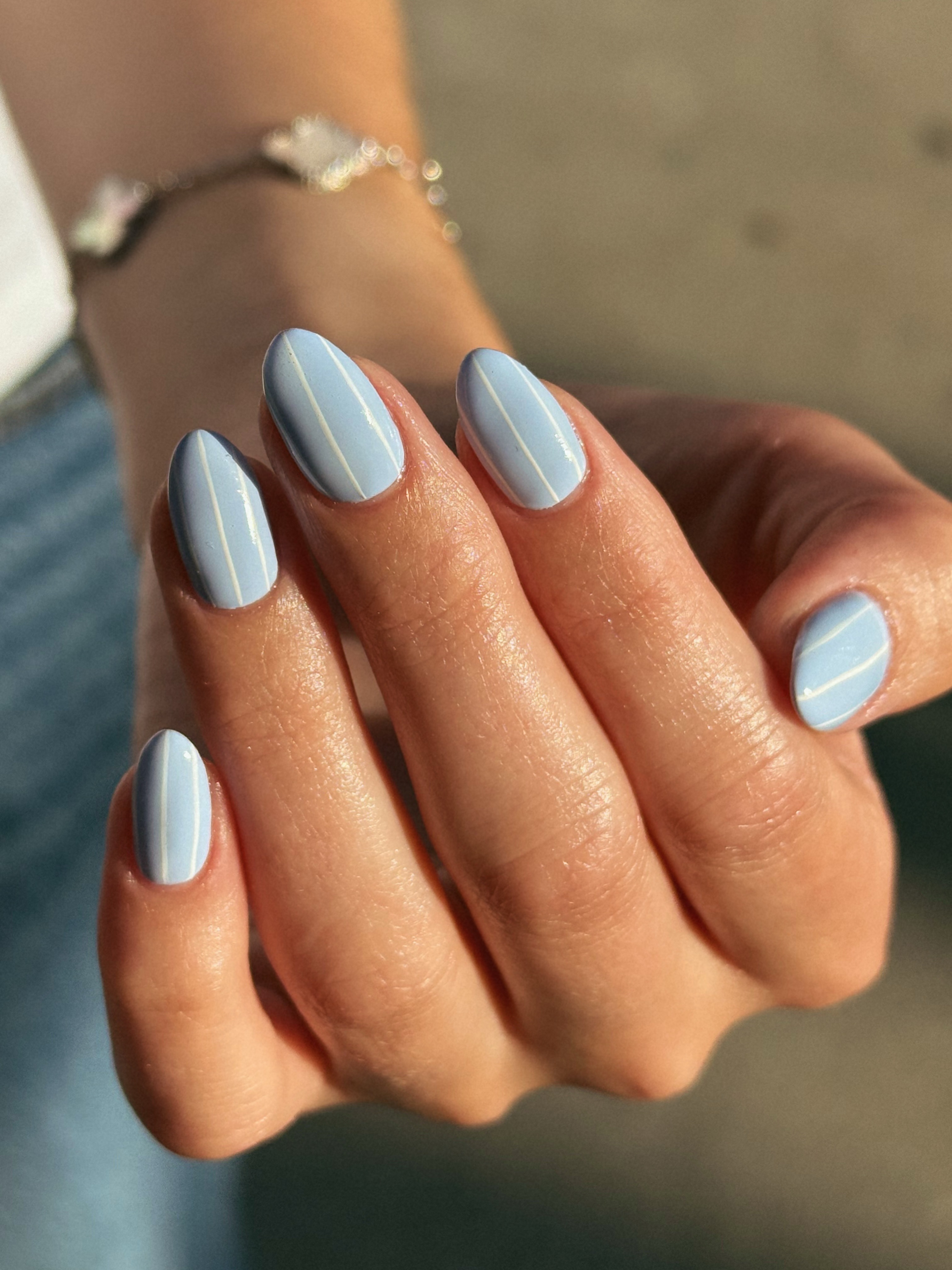 @nailsbyqueenie white nail designs