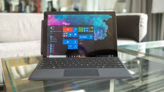 The Surface Pro 6 è un ibrido potente considerate anche le dimensioni