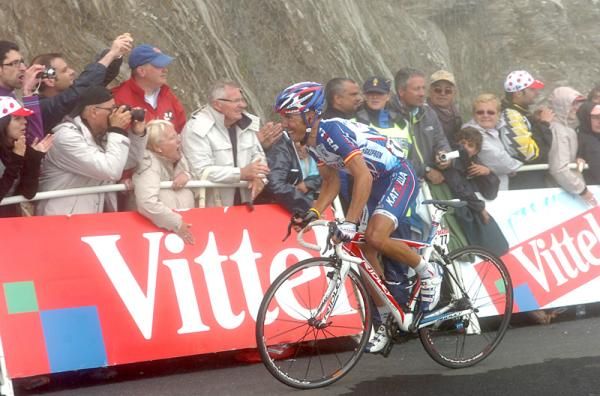 Joaquim Rodriguez (Katusha) rides to third on the Tourmalet.