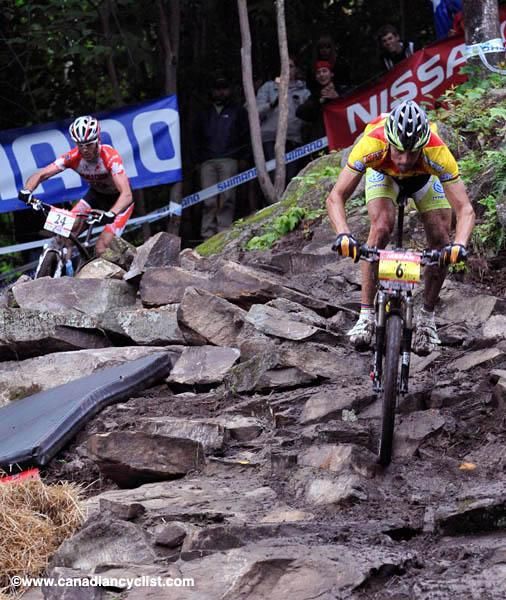 Jos&eacute; Hermida and Geoff Kabush take on the descent.