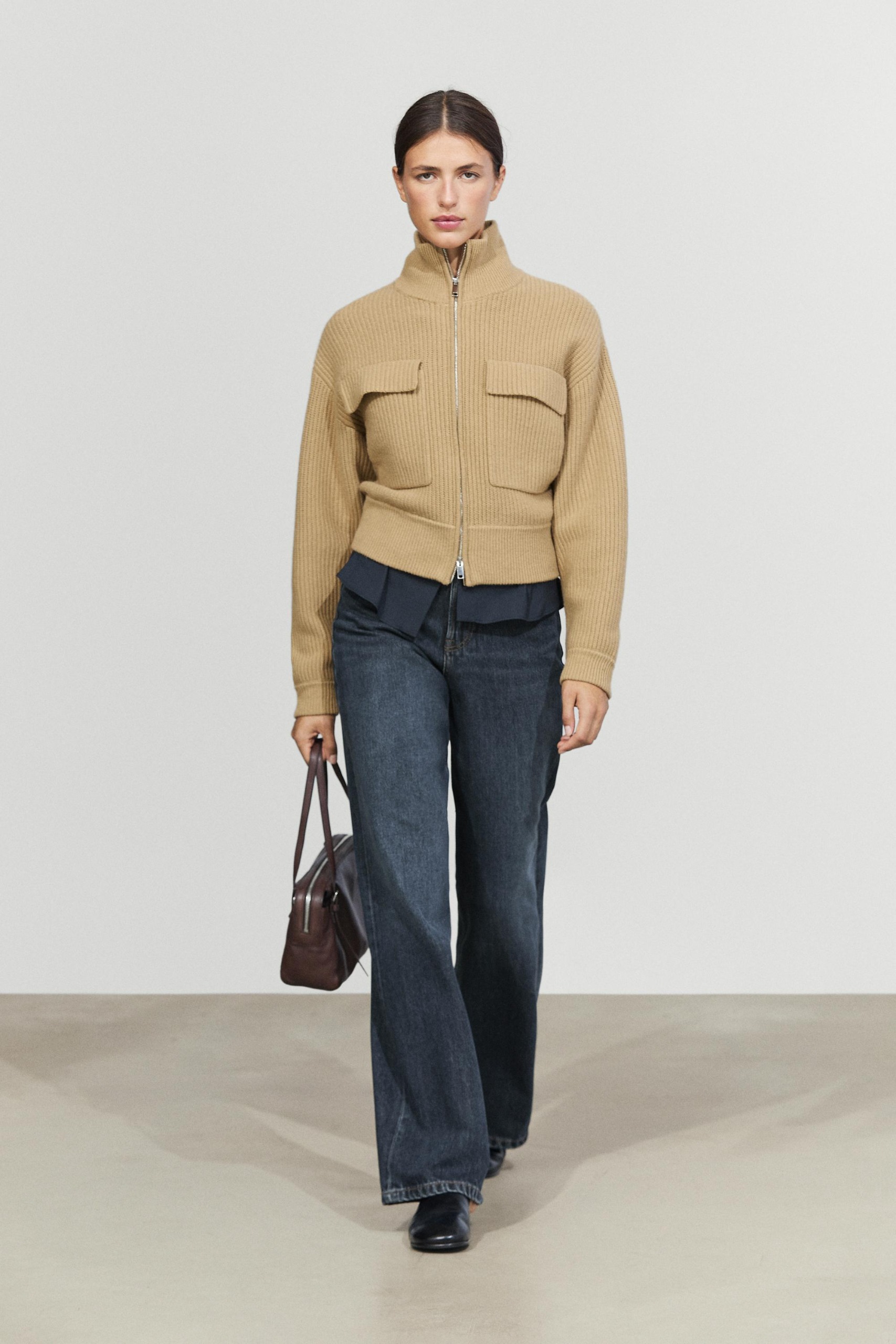 Zip-Up Knit Cardigan With Cotton