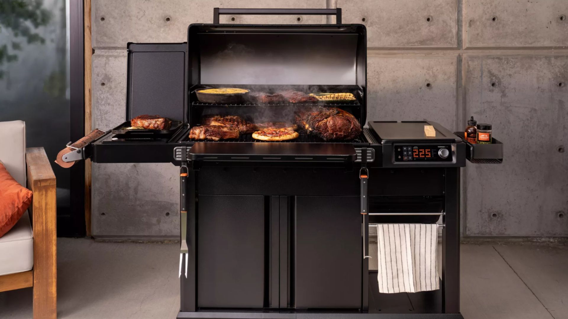 Traeger Woodridge grill series