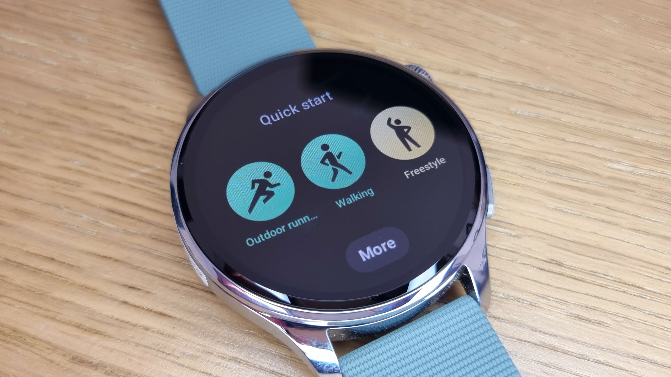 a picture of the quick start workout menu in the Xiaomi Watch 5