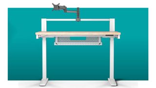 Corsair Platform:4 desk