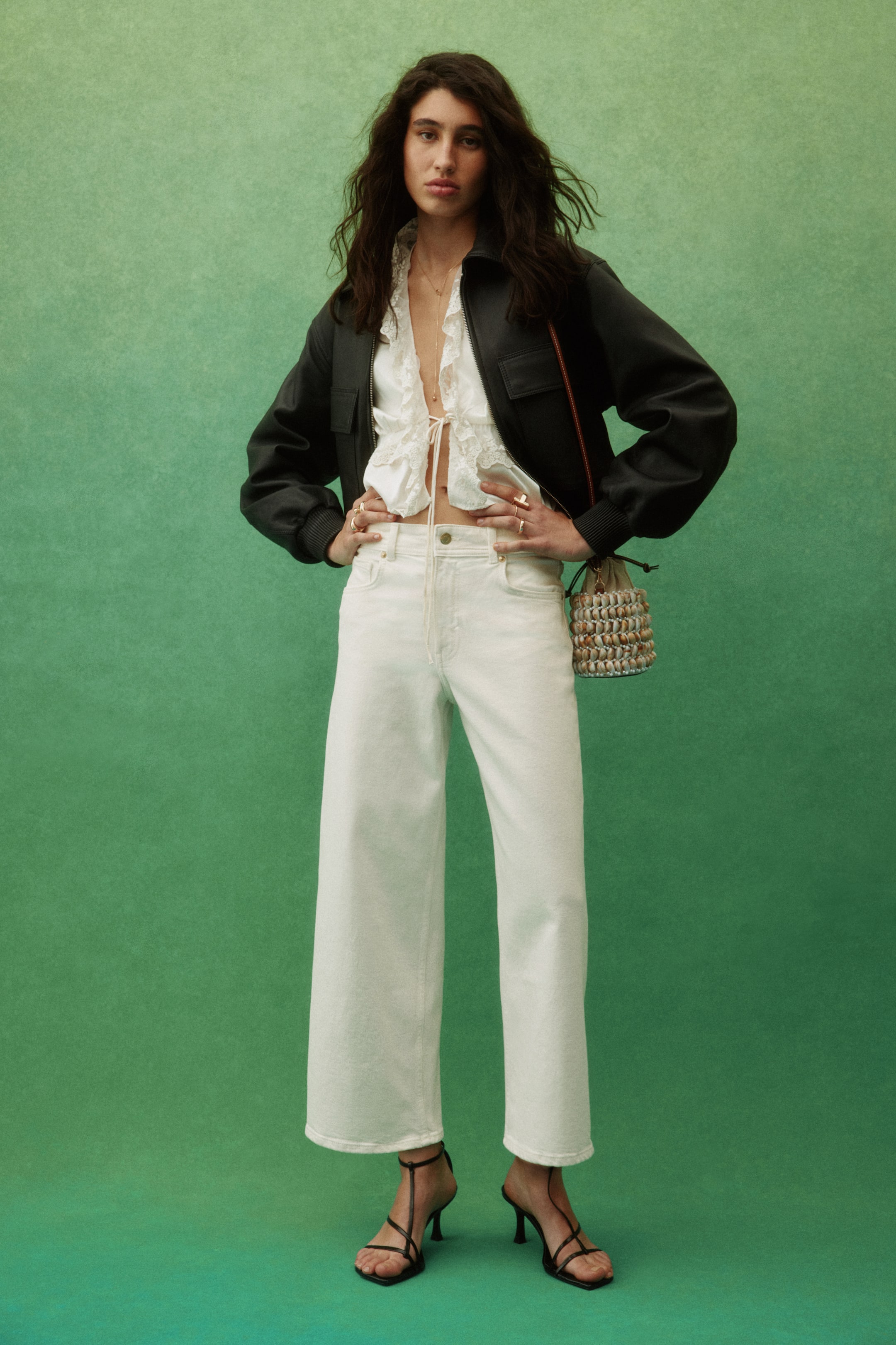 Wide High Waist Ankle Jeans