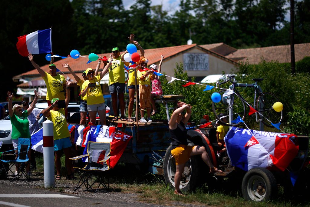 NMES FRANCE JULY 08 Fans cheering during the 108th Tour de France 2021 Stage 12 a 1594km stage from SaintPaulTroisChateaux to Nimes LeTour TDF2021 on July 08 2021 in Nmes France Photo by Chris GraythenGetty Images
