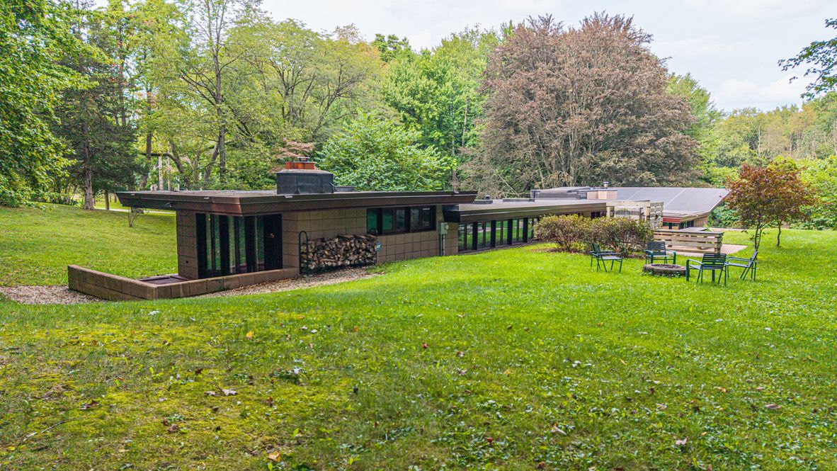 External views of the Samuel Eppstein residence