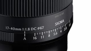 Sigma 17-40mm f/1.8 DC Art lens