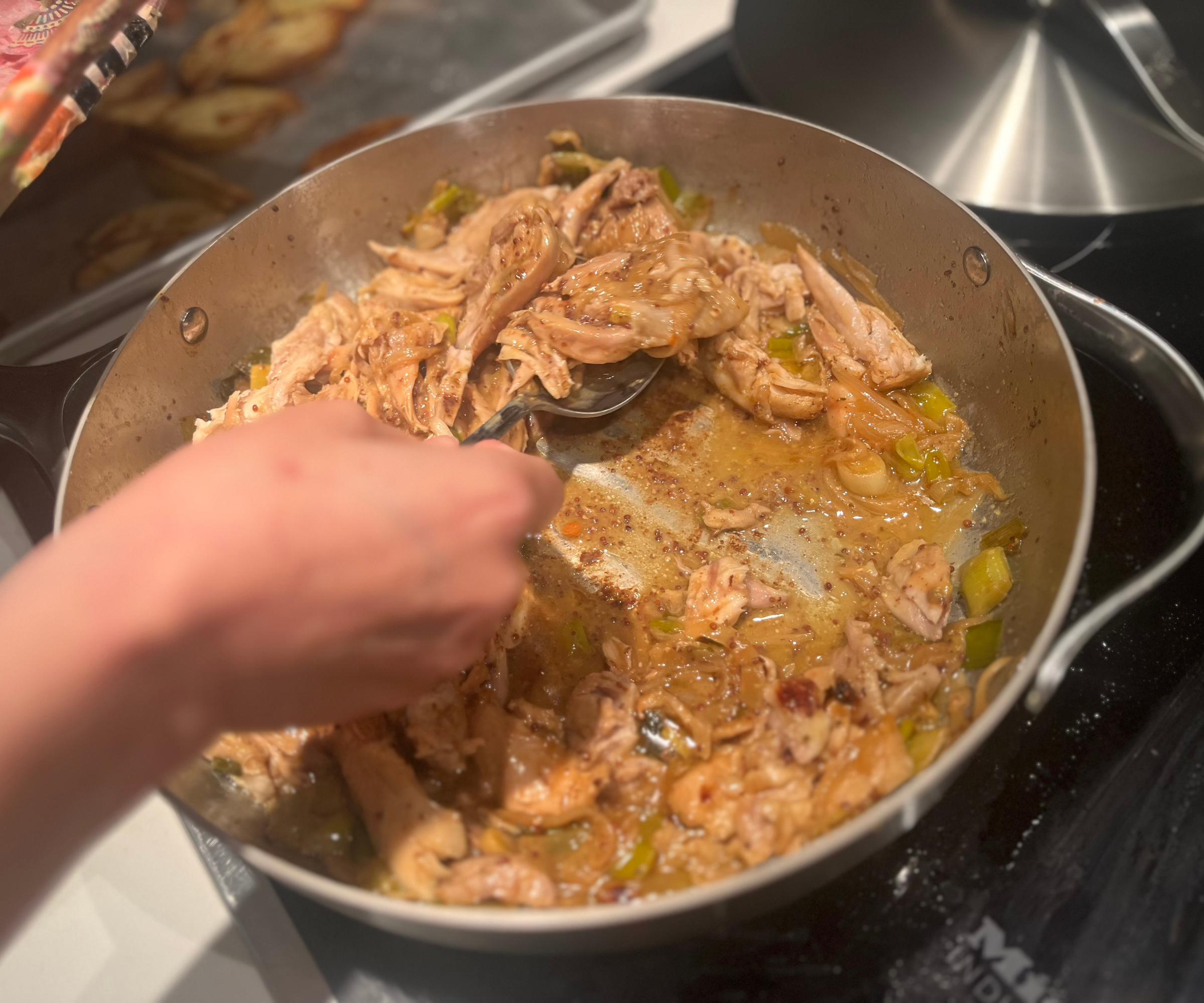 Caraway stainless steel saut&amp;eacute; pan in my test kitchen