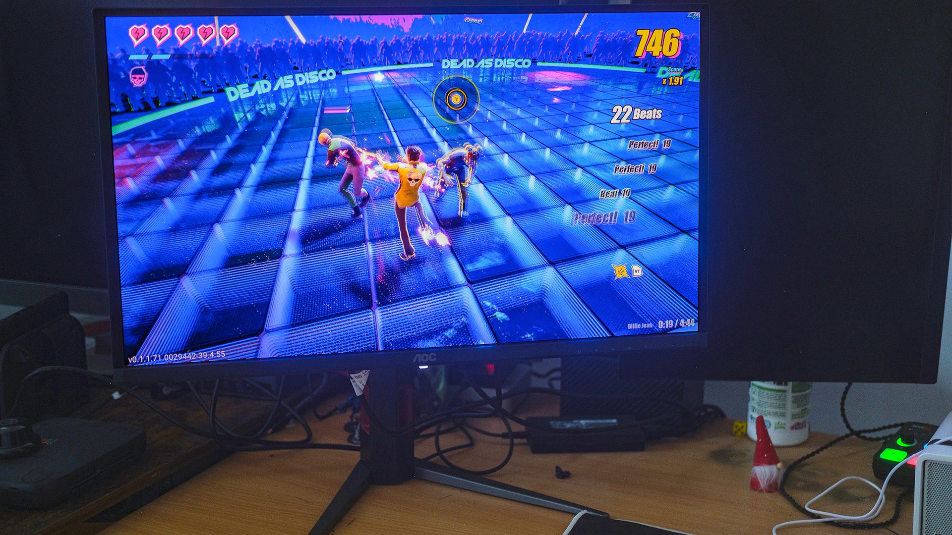 Cheap build aside, the $600 AOC GAMING Q27G4ZD low-key OLED star