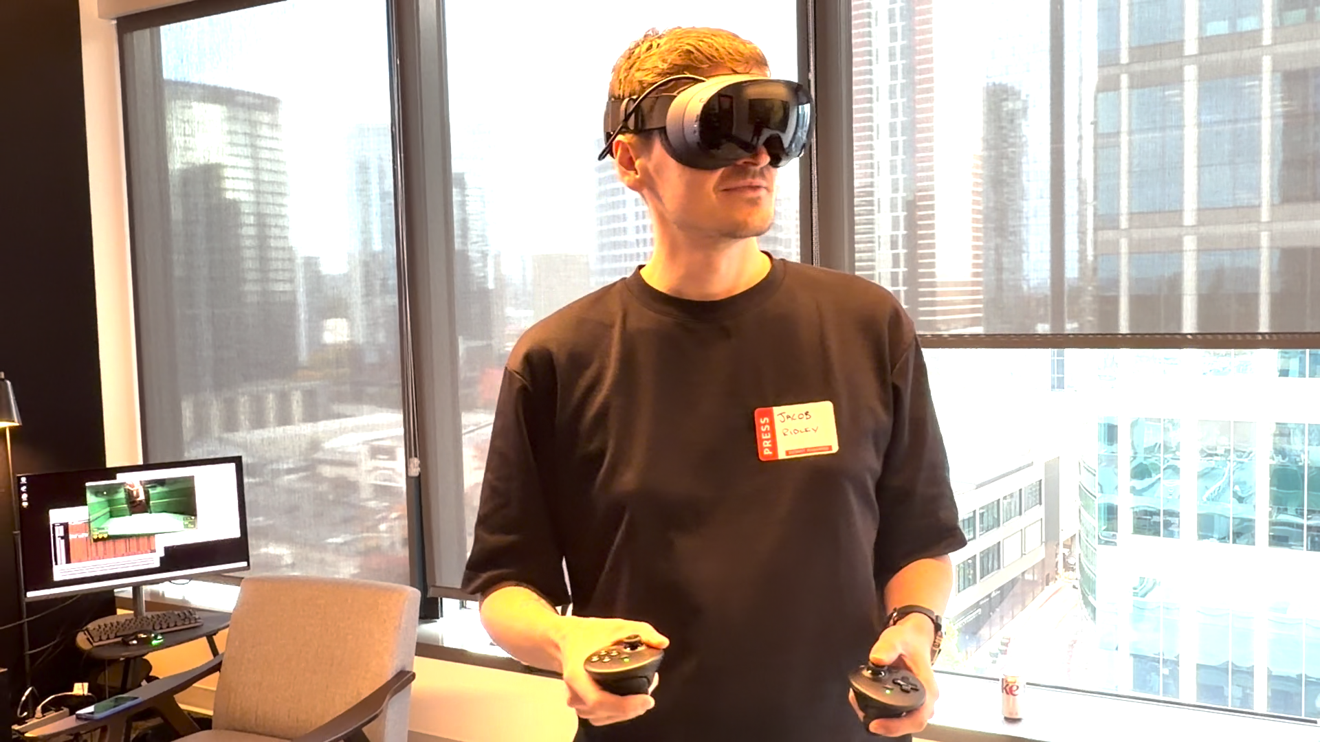 We&#039;re using Valve&#039;s new VR headset, the Steam Frame, at Valve&#039;s HQ in Bellevue, Washington.