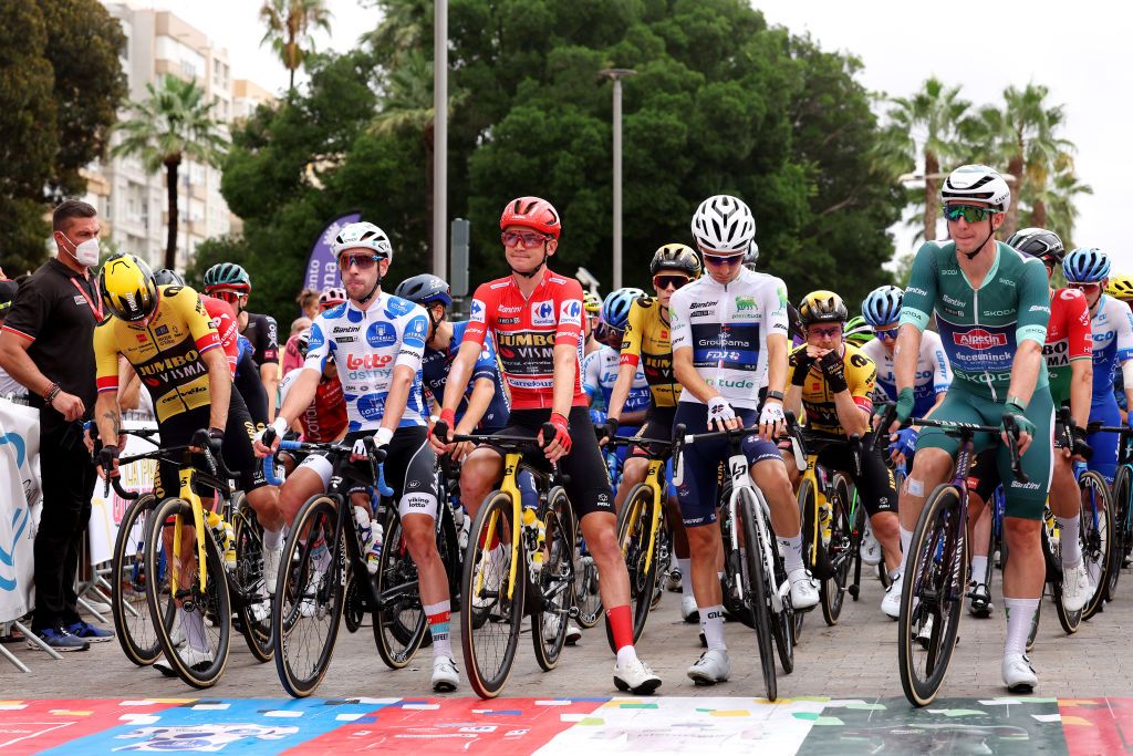KOM leader Eduardo Seplveda (Lotto Dstny), GC leader Sepp Kuss (Jumbo-Visma), best young rider Lenny Martinez (Groupama-FDJ) and points leader Kaden Groves (Alpecin-Deceuninck)